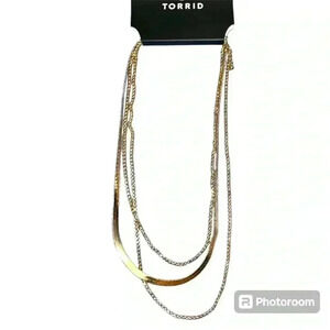 🆕 Torrid 3-In-1 Gold Necklace Set